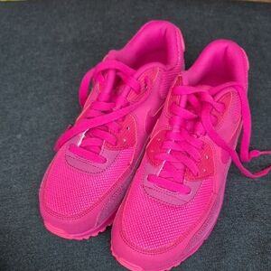Nike Pink Sneakers with Cushioned Midsole and Mesh Upper